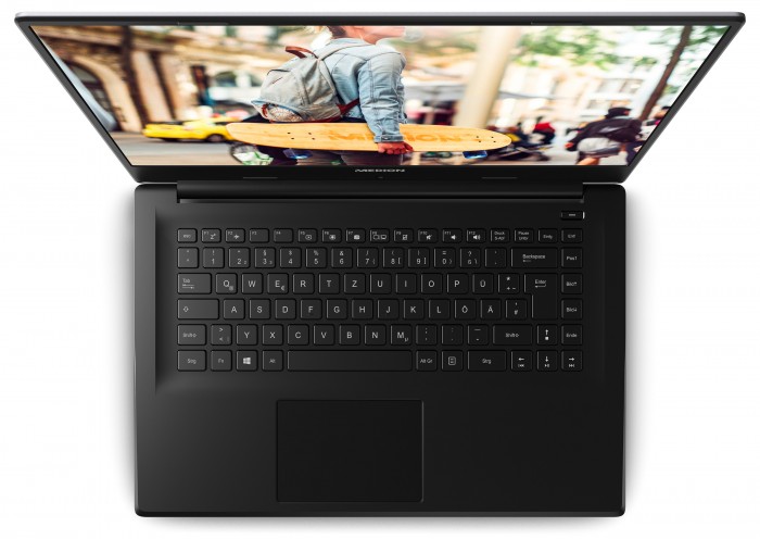 Medion Akoya E6246 (Bild: Medion)